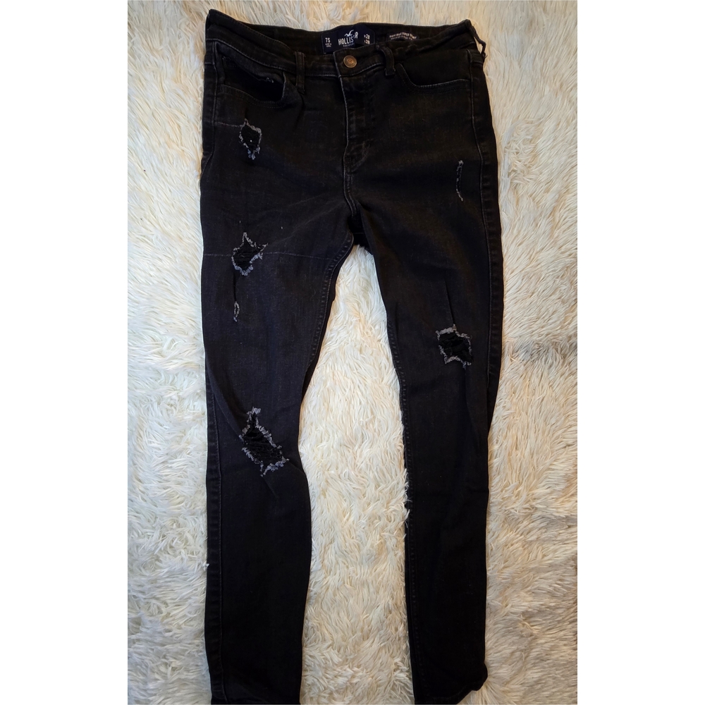 Women's Black Distressed Jeans